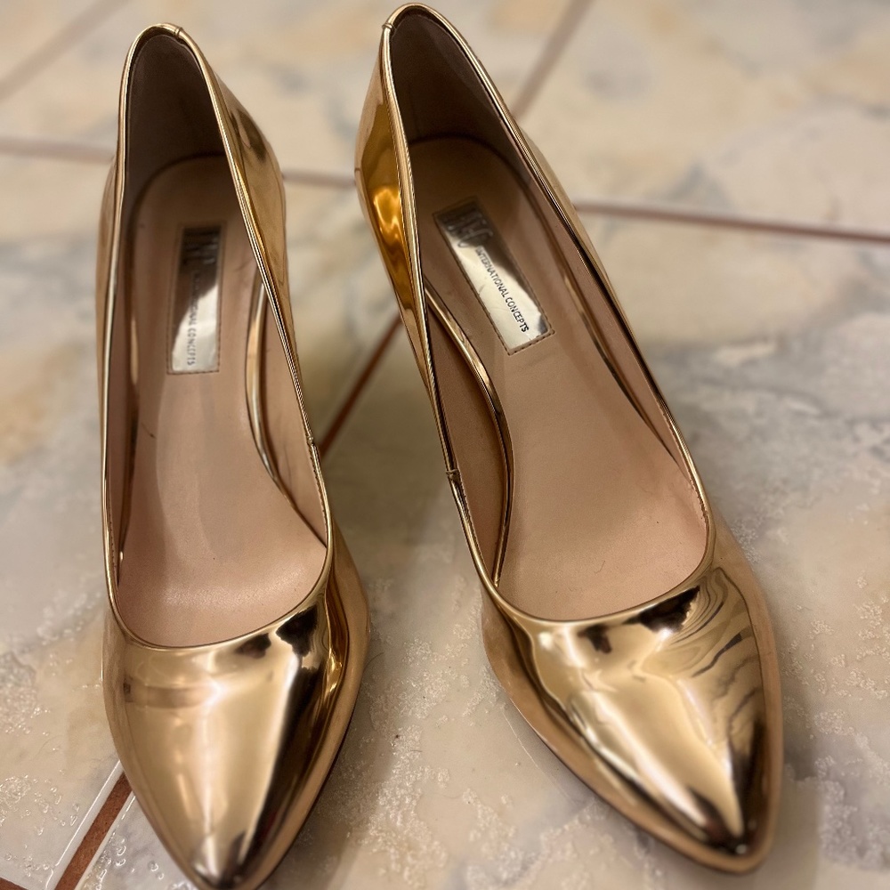 INC International Concepts Rose Gold Metallic Heels Size 7.5!!!